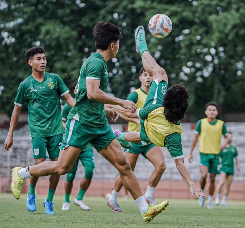 Perpanjang Kontrak Bruno Moreira, Pelatih Persebaya Beri Catatan&nbsp;Penting