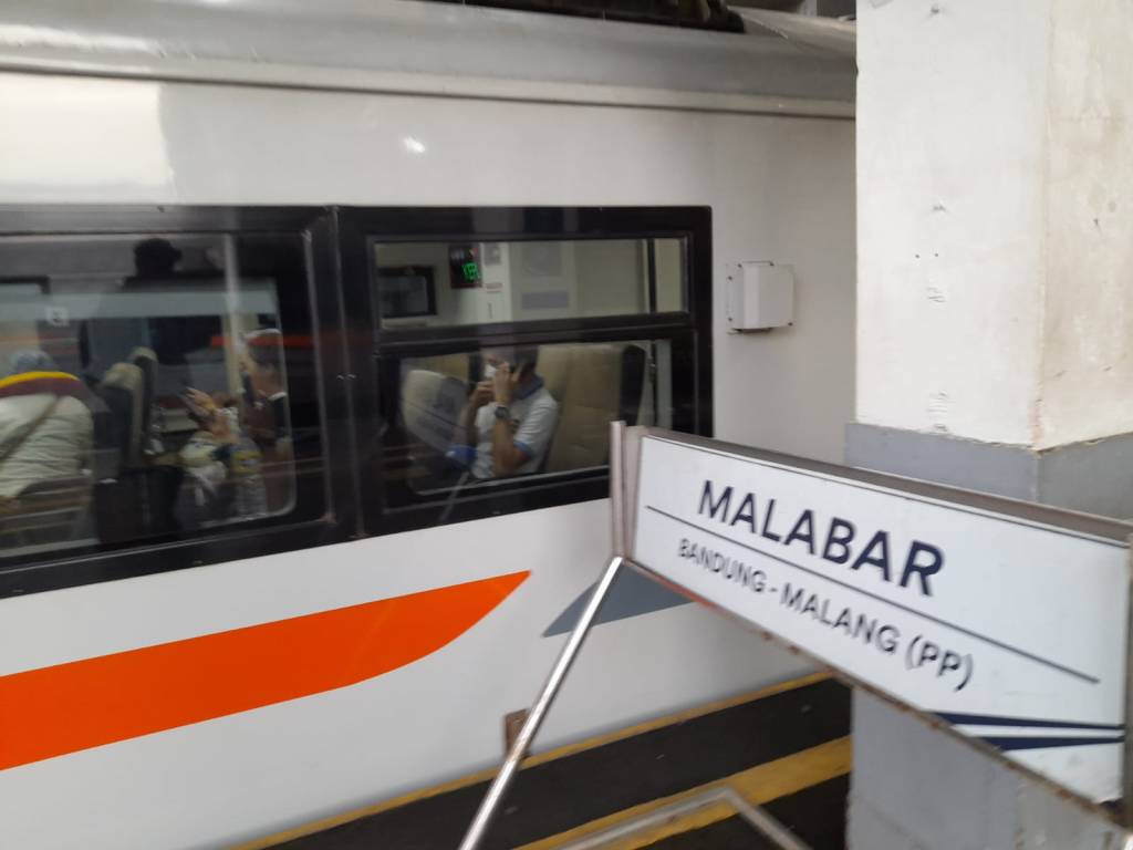 Cek! Jadwal KA Malabar Pagi Malang-Bandung PP, Lengkap dengan Harga&nbsp;Tiket