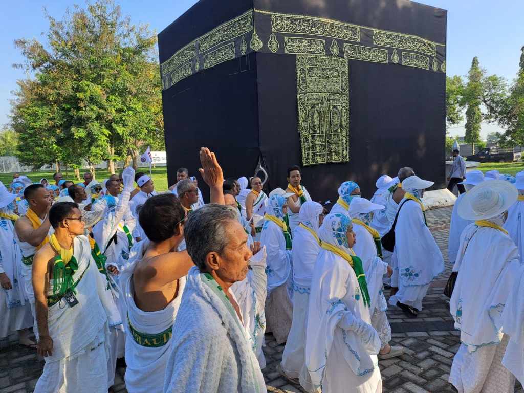 Ribuan Calon Jamaah Haji Tuban Antusias Manasik Massal, Kemenag Komitmen Pastikan Peserta Siap Fisik dan&nbsp;Mental